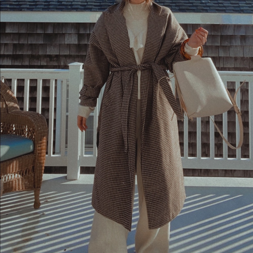HOUNDSTOOTH TRENCH COAT